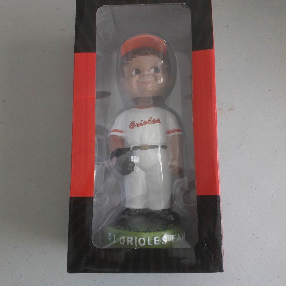 VINTAGE BALTIMORE ORIOLES GIRL BOBBLE ...#1 ORIOLES FAN